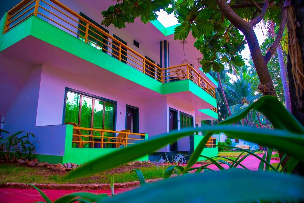 Kinara Resort Mālvan Esterno foto